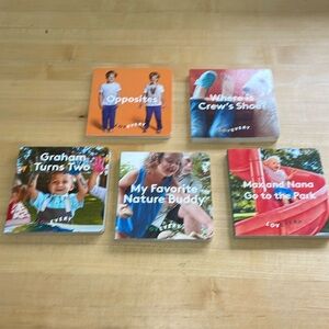 Set of 5 Lovevery books